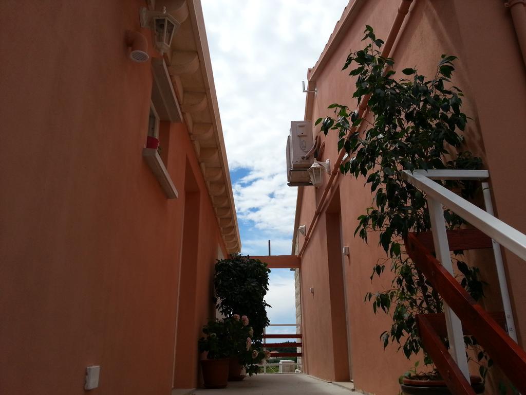 Apartments Sunce Λομπάρδα Εξωτερικό φωτογραφία